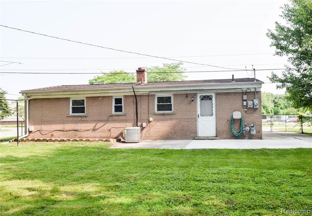 26933 Wick Road Taylor, MI 48180 - Photo 34 of 39 Gallery Image 34