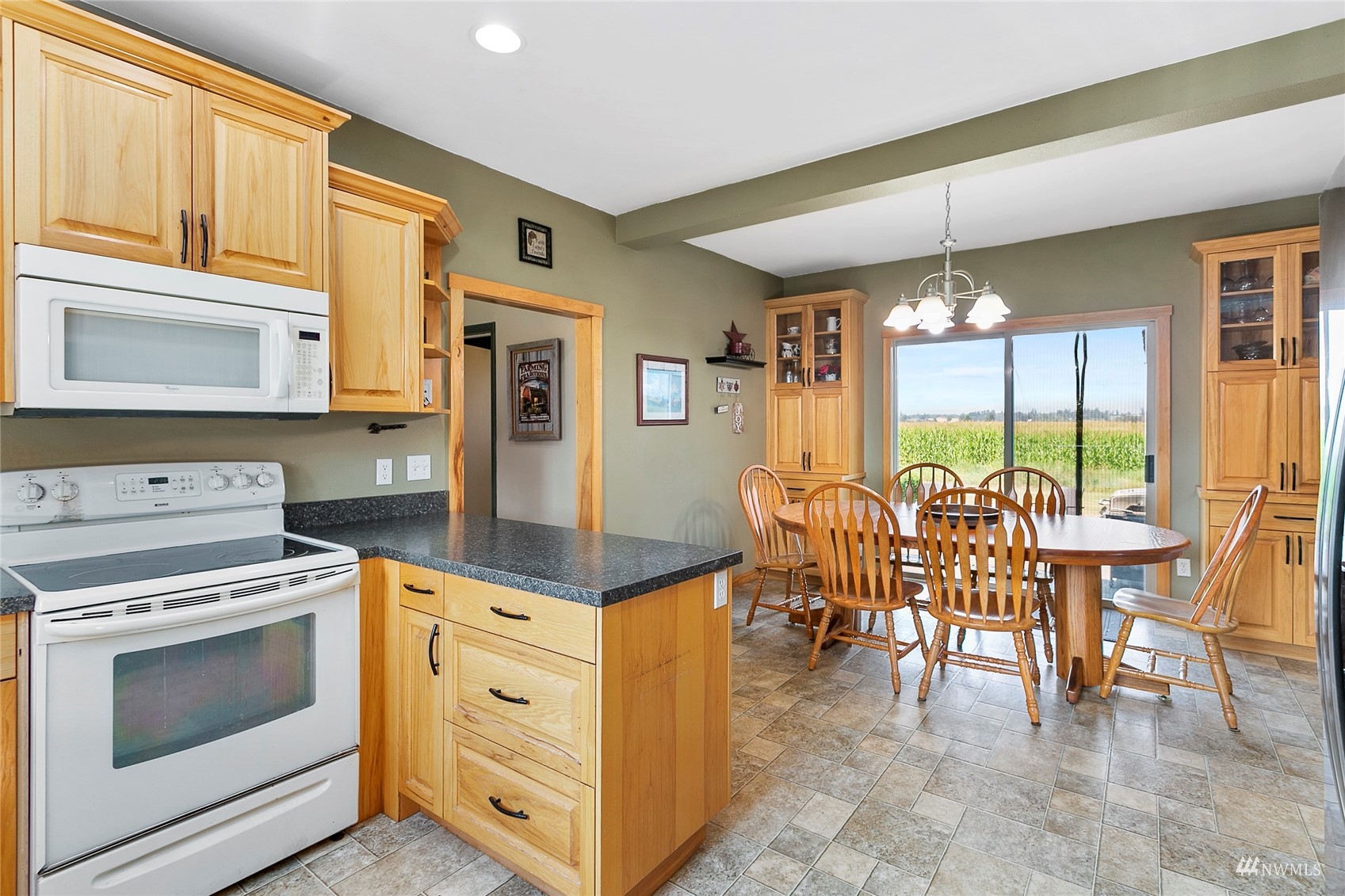 9043 Nooksack Road Everson, WA 98247 - Photo 18 of 39 Gallery Image 18