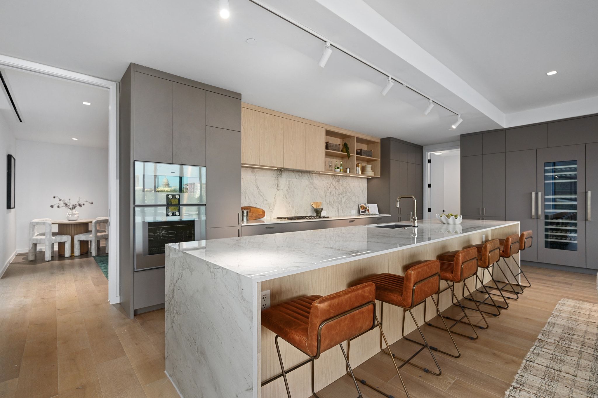 1006 Baylor Street, Unit 201 Austin, TX 78703 - Photo 11 of 40