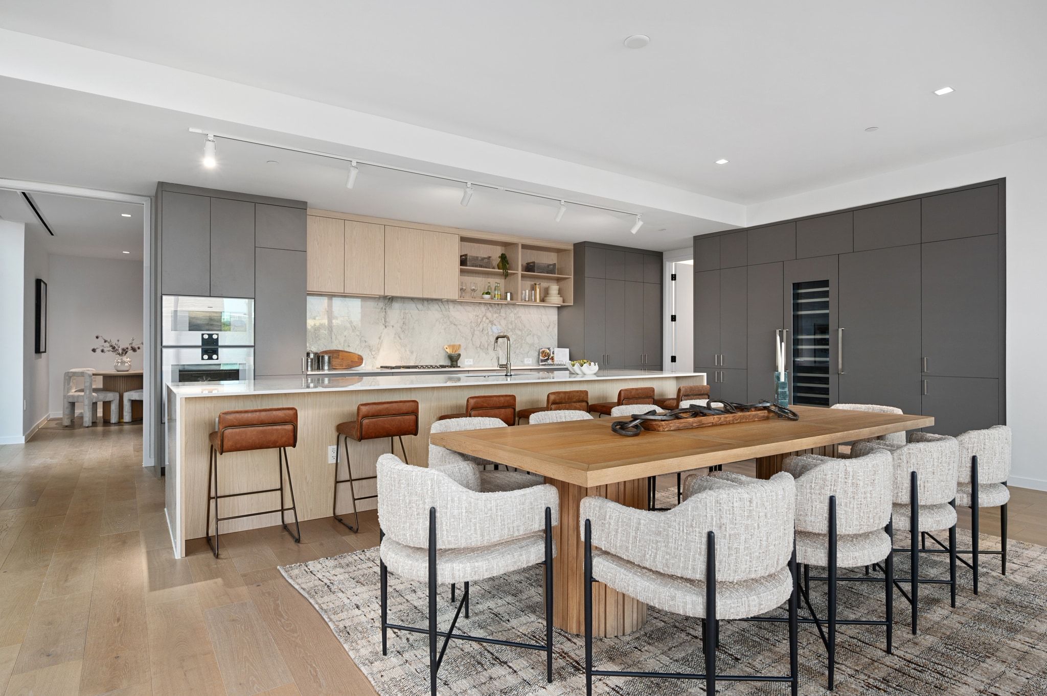 1006 Baylor Street, Unit 201 Austin, TX 78703 - Photo 16 of 40