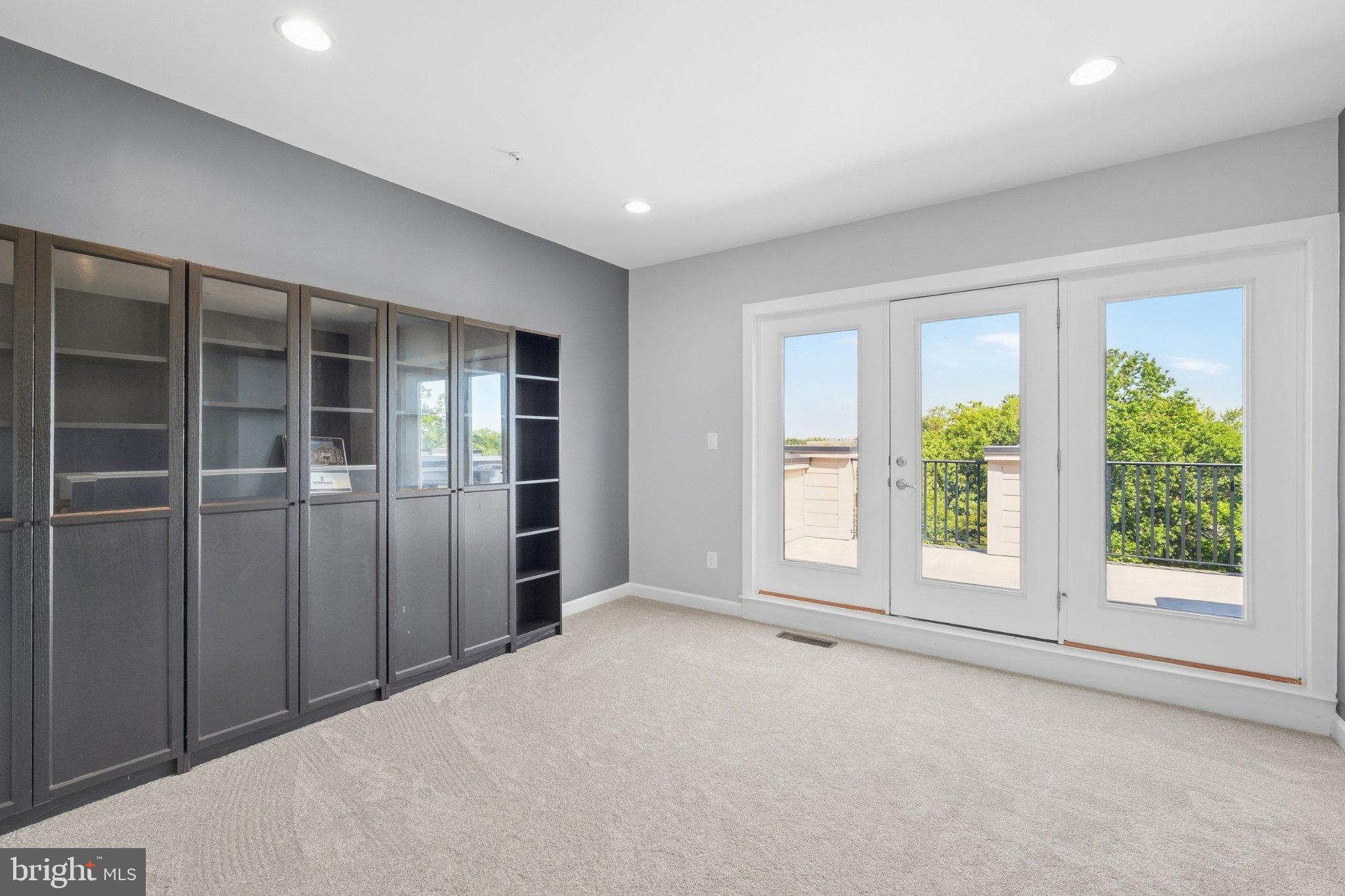 1132 South Glebe Road Arlington, VA 22204 - Photo 25 of 35 Gallery Image 25