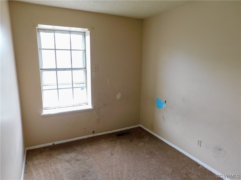 404 Roxana Road Henrico, VA 23075 - Photo 16 of 27 Gallery Image 16