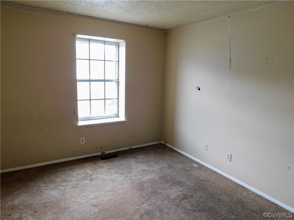 404 Roxana Road Henrico, VA 23075 - Photo 21 of 27 Gallery Image 21