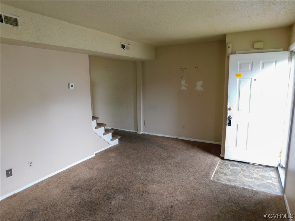 404 Roxana Road Henrico, VA 23075 - Photo 4 of 27 Gallery Image 4