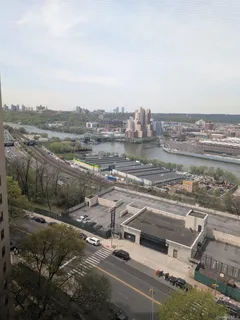 $260,000 | 4 Fordham Hill Ovl, Unit 14G | University Heights