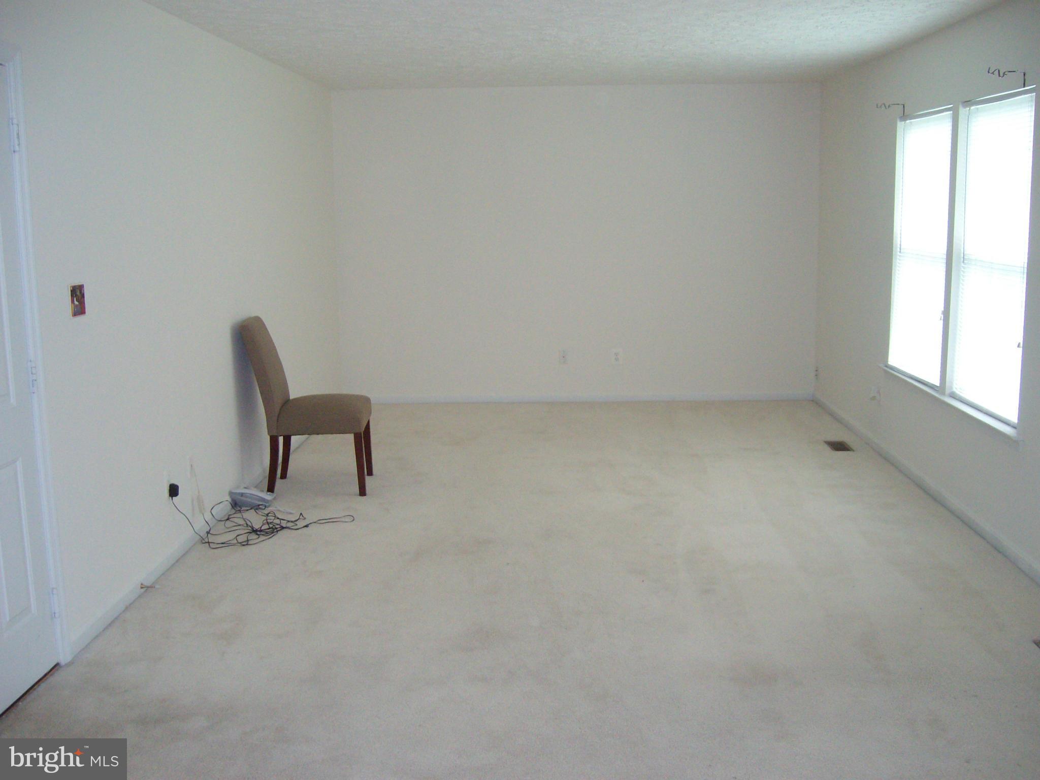 606 Kingfisher Road Edgewood, MD 21040 - Photo 12 of 24 Family Room