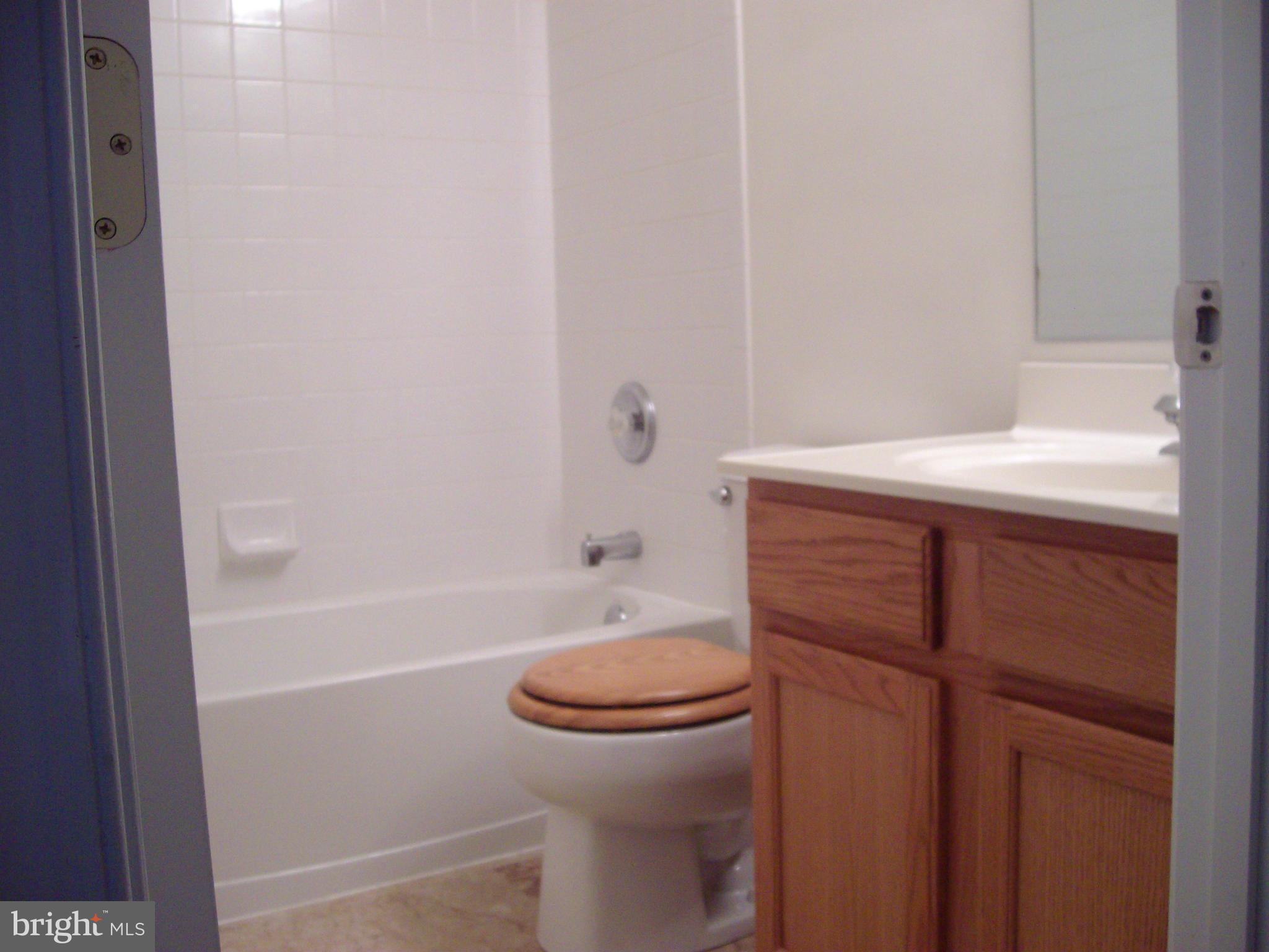606 Kingfisher Road Edgewood, MD 21040 - Photo 15 of 24 Bath