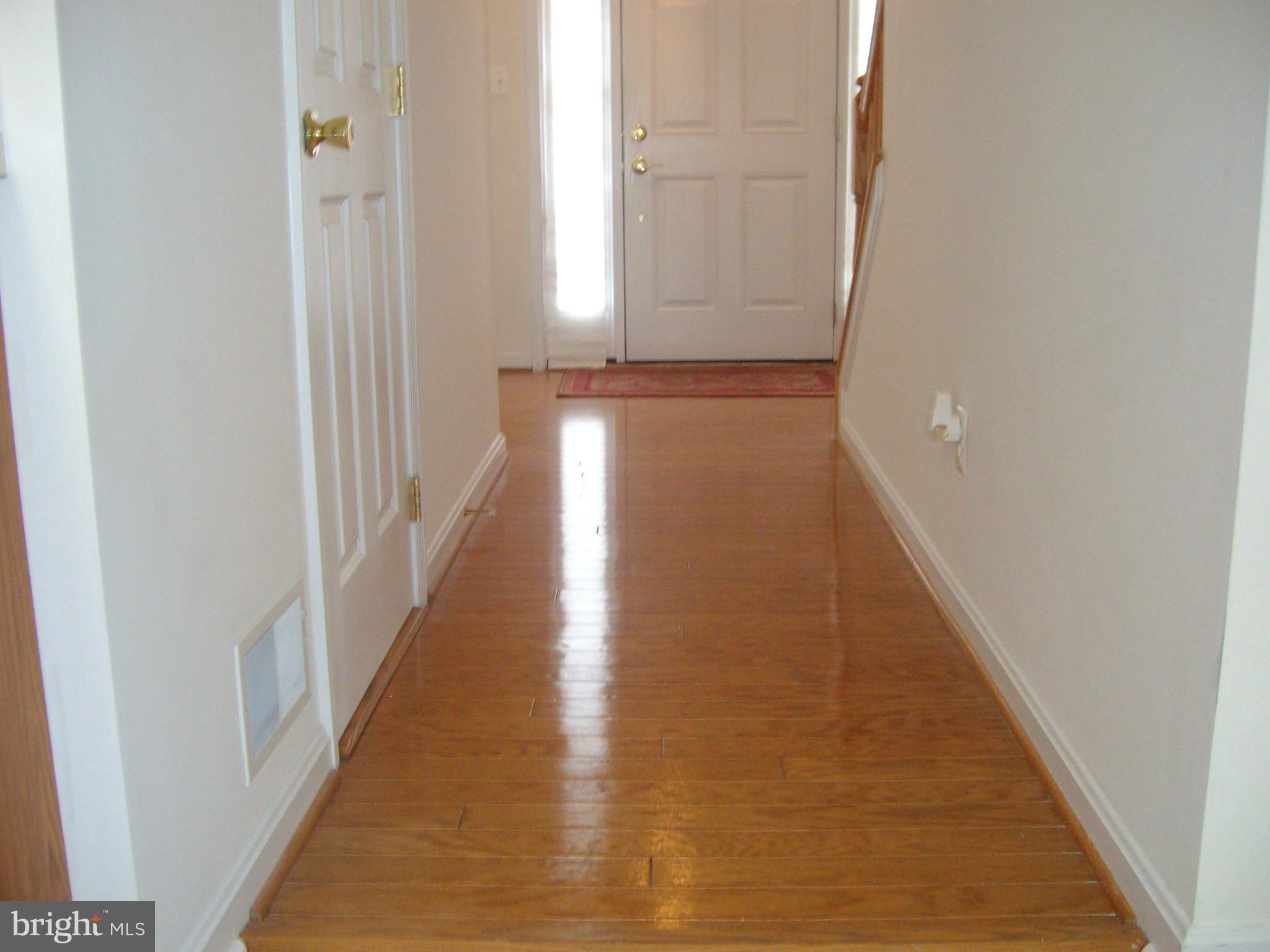 606 Kingfisher Road Edgewood, MD 21040 - Photo 5 of 24 Interior (General)