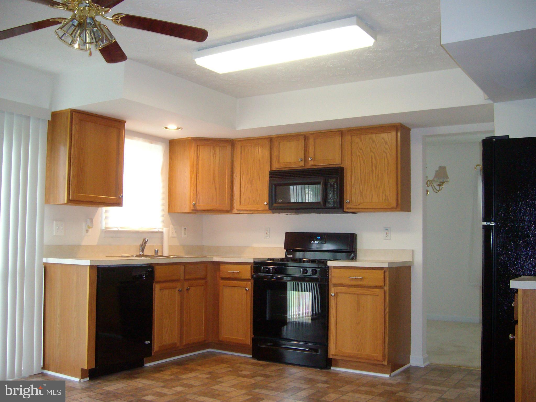606 Kingfisher Road Edgewood, MD 21040 - Photo 10 of 24 Kitchen