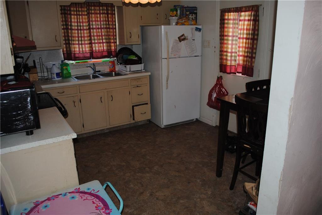 1129 Knox Street McKees Rocks, PA 15136 - Photo 22 of 25