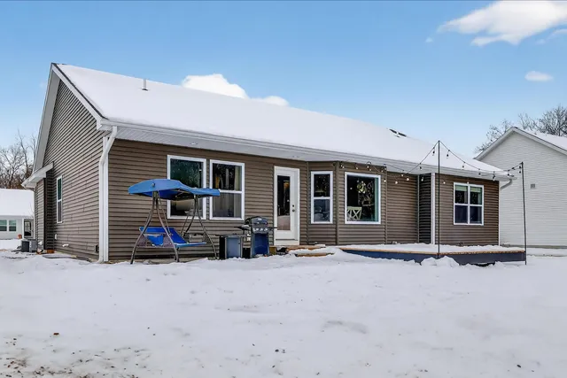 $425,000 | 2434 Ashford Trail, Portage, MI 49024