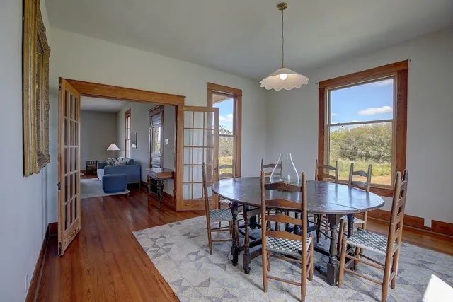 $1,099,000 | 11228 Parsons Road, Manor, TX 78653