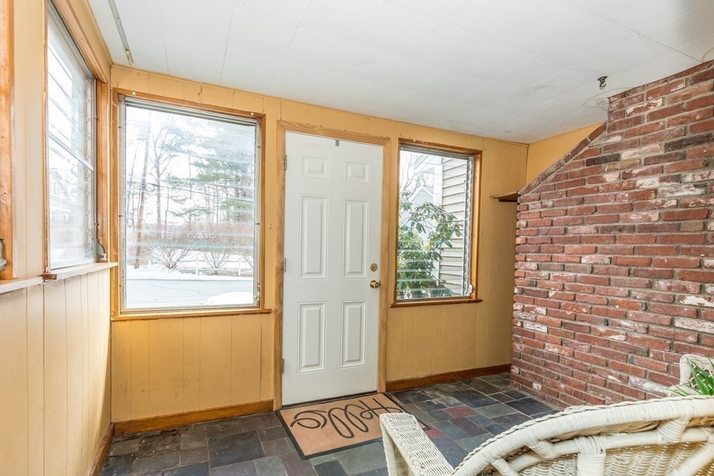 5 Harnden Road Billerica, MA 01821 - Photo 4 of 17 a view of an empty room and window