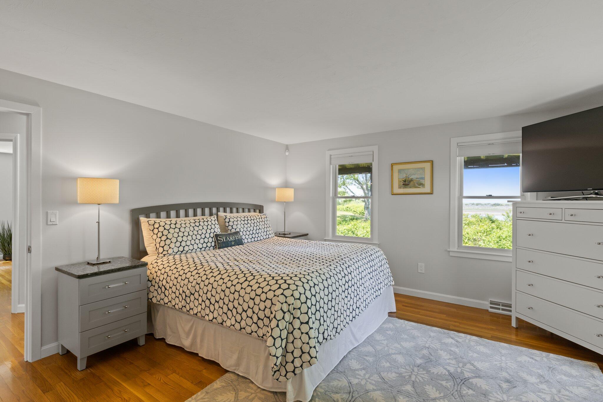 46 Captain Young Way Brewster, MA 02631 - Photo 25 of 44 Primary Ensuite w/ Hardwood Floors