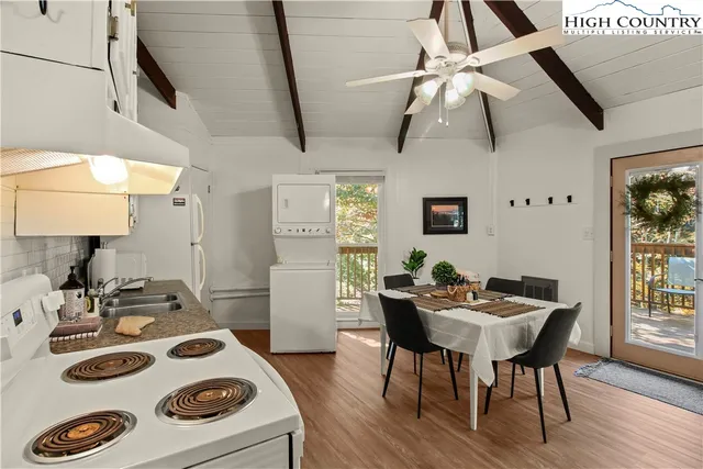 $198,900 | 103 Hornbeam Road, Unit 1A, Beech Mountain, NC 28604