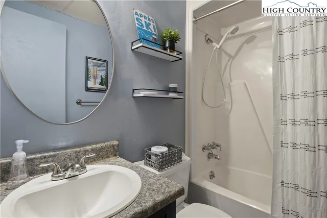 $198,900 | 103 Hornbeam Road, Unit 1A, Beech Mountain, NC 28604