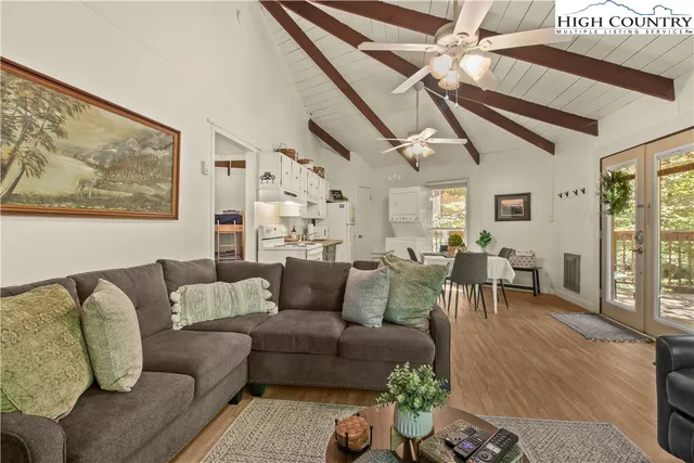 $198,900 | 103 Hornbeam Road, Unit 1A, Beech Mountain, NC 28604