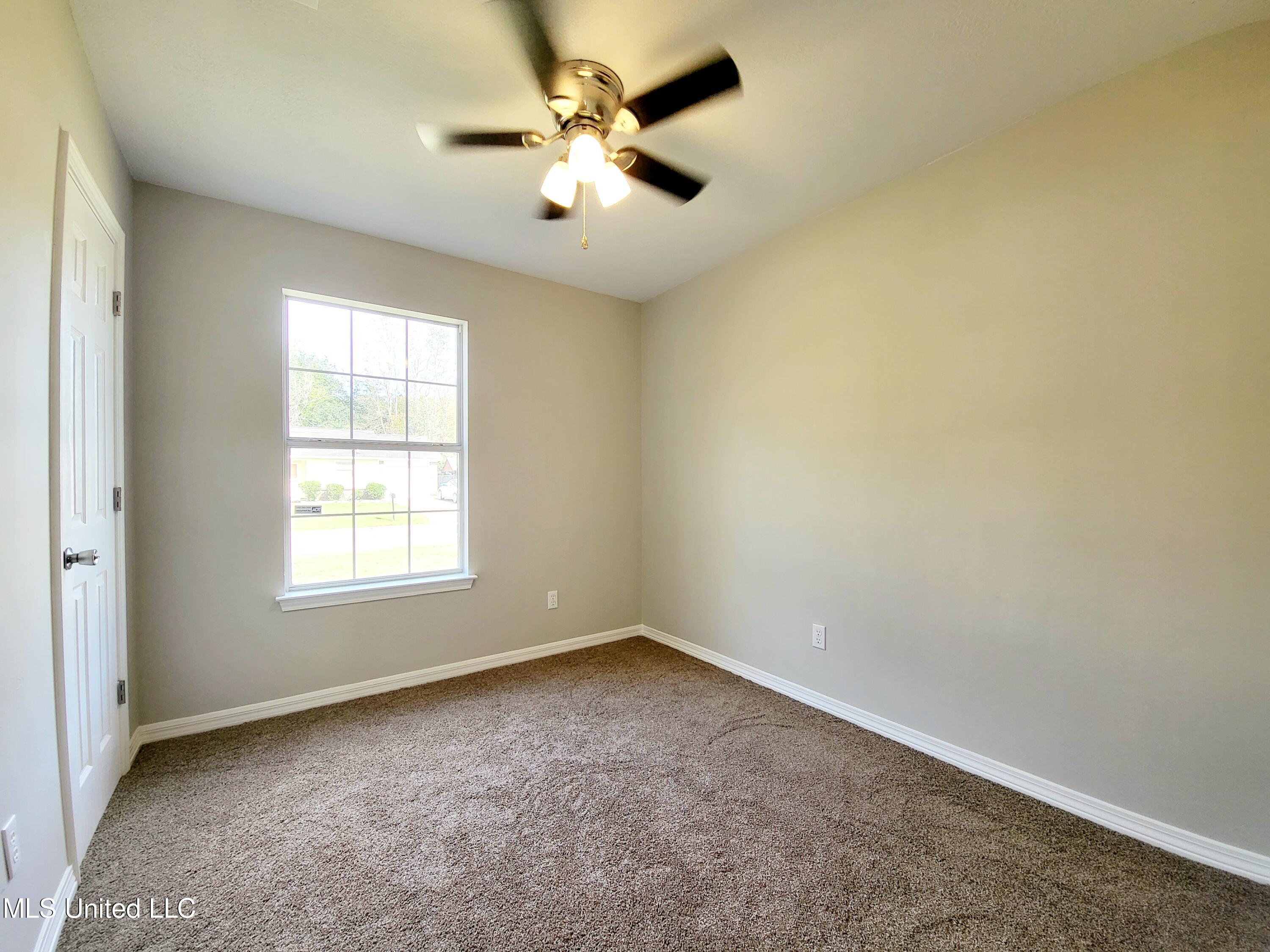 1713 Springridge Road Gautier, MS 39553 - Photo 15 of 31 20221110_104526