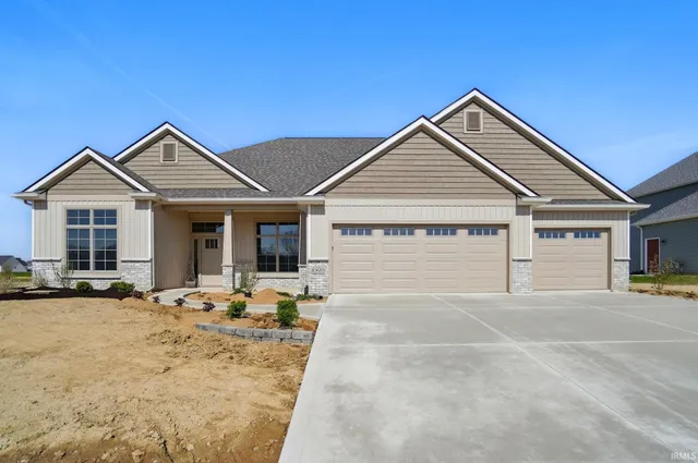 $598,500 | 10620 Chestnut Creek Boulevard, Fort Wayne, IN 46814