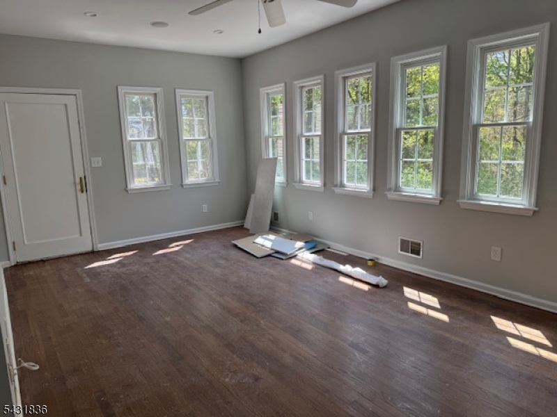 15 Berry Court Flanders, NJ 07836 - Photo 12 of 14