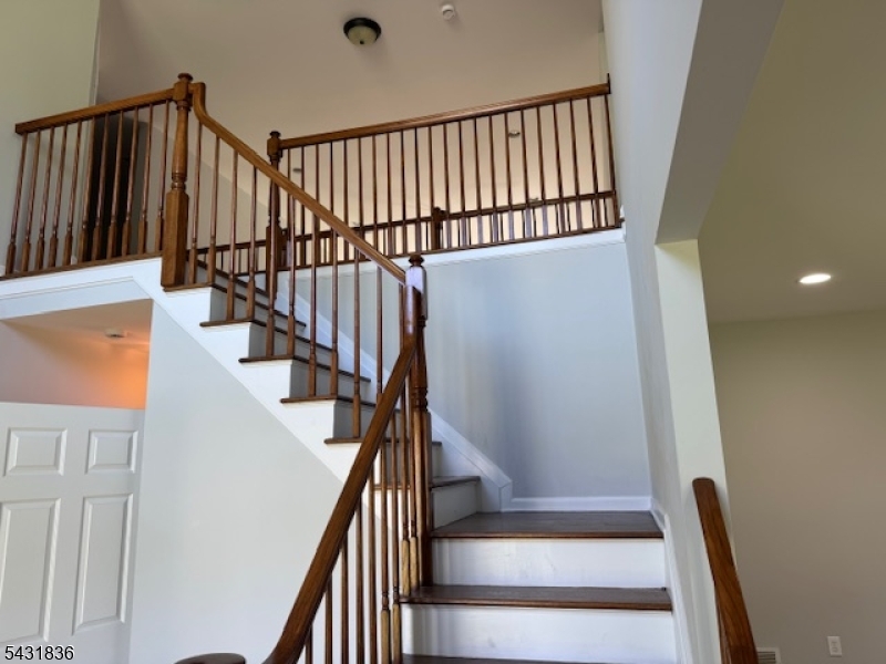 15 Berry Court Flanders, NJ 07836 - Photo 7 of 14