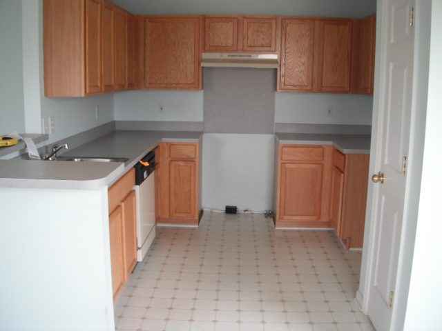 4 7 Pines Court Greer, SC 29651 - Photo 3 of 9