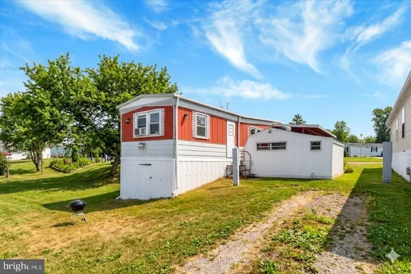 a sign on the side of the road