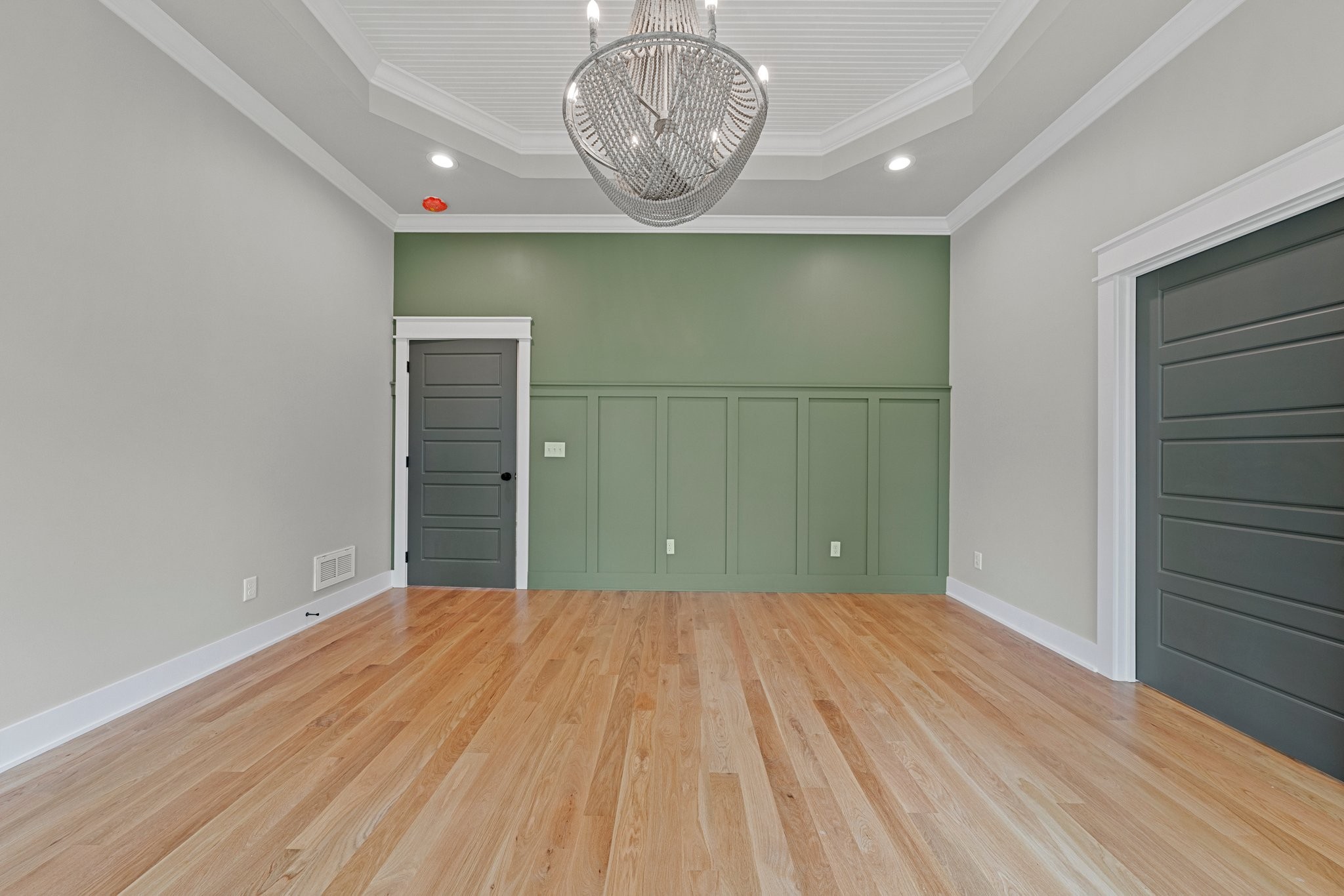 710 Rolling Rd Drive Franklin, KY 42134 - Photo 15 of 27 a view of a room with wooden floor
