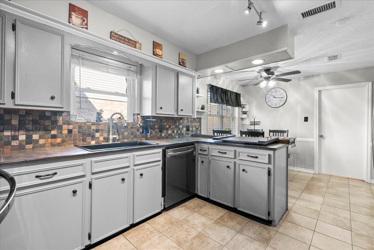 18010 Cypress Spring Drive Spring, TX 77388 - Photo 9 of 27