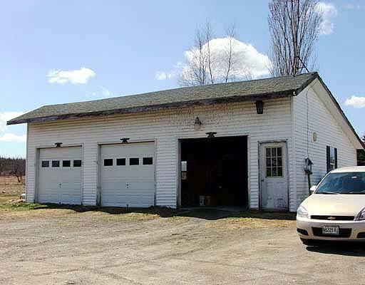 143 West Ridge Road Littleton, ME 04730 - Photo 11 of 25 Parking Lot/Garage.