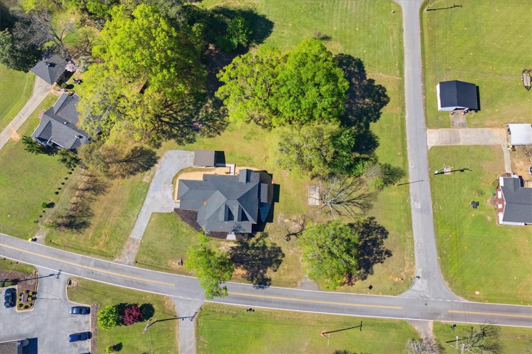 511 West Broad Street Iva, SC 29655 - Photo 45 of 50