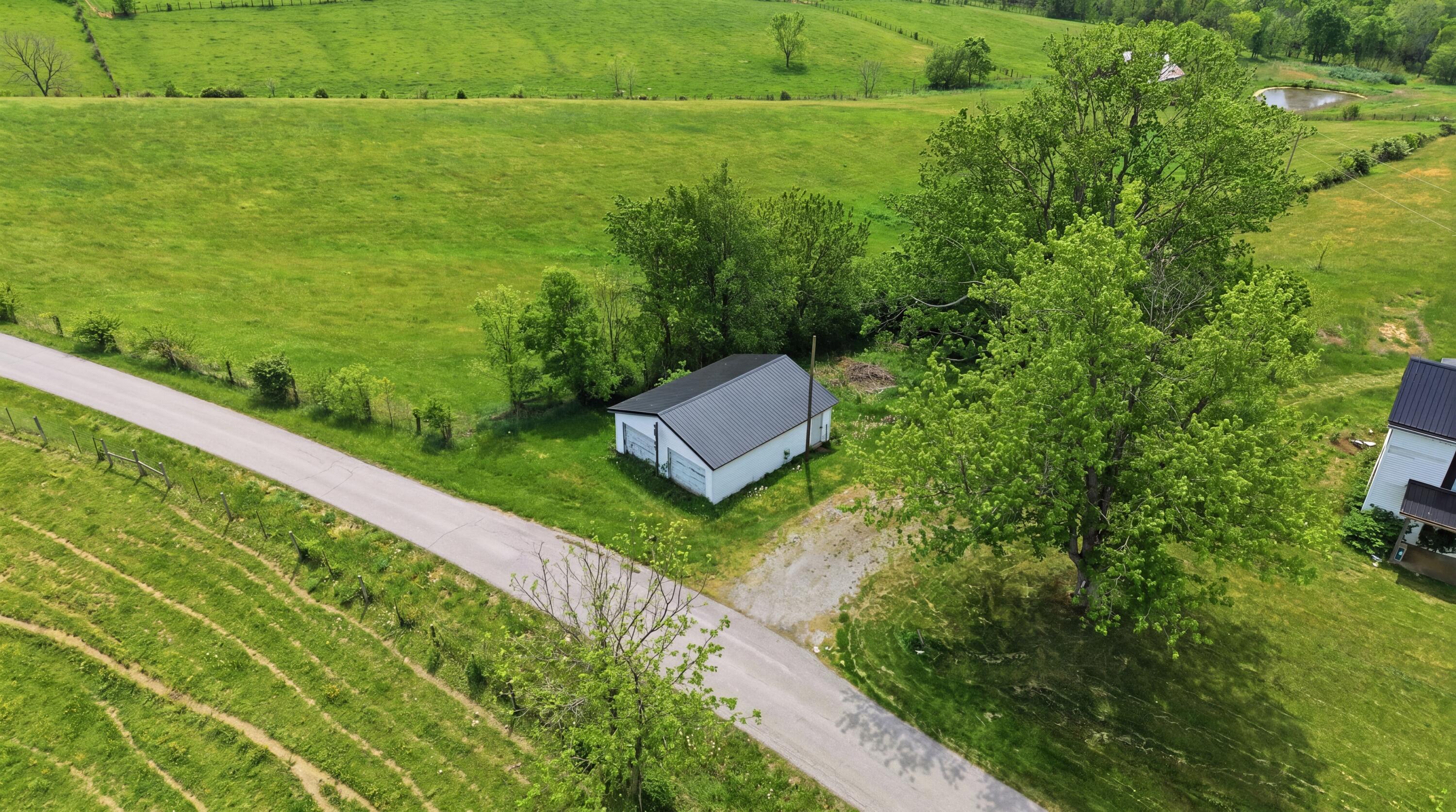650 Gillispie Road Mount Sterling, KY 40353 - Photo 11 of 37 010_dji_20260427125224_0603_d_reedit_34a