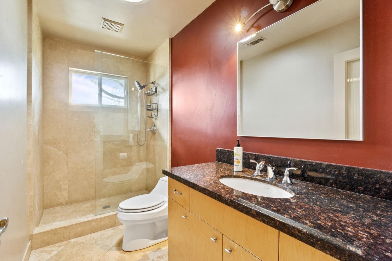 22140 Frontier Road Clovis, CA 93619 - Photo 14 of 44 Gallery Image 14