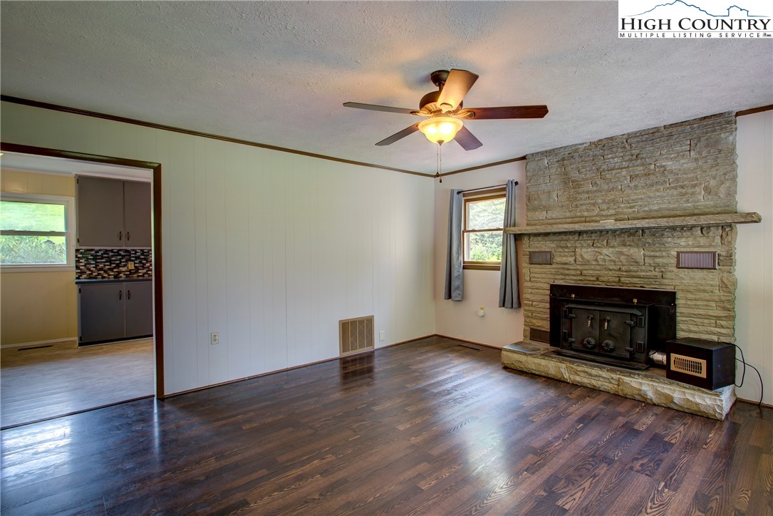 2867 Russ Cornett Road Boone, NC 28607 - Photo 8 of 23 Gallery Image 8