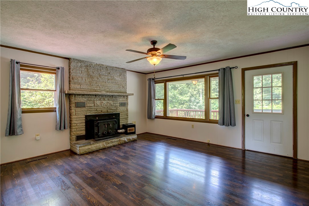 2867 Russ Cornett Road Boone, NC 28607 - Photo 9 of 23 Gallery Image 9