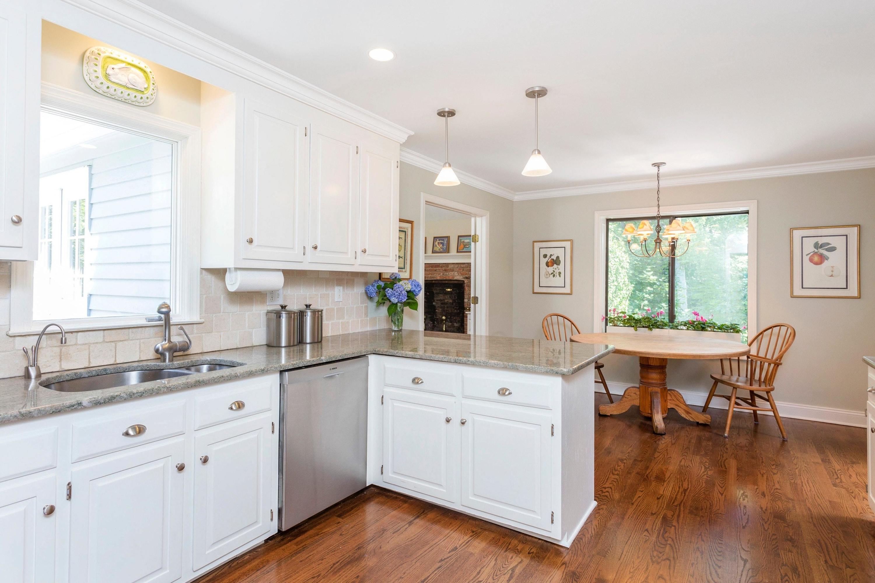 63 Locust Hill Road Darien, CT 06820 - Photo 12 of 39 170102746-12
