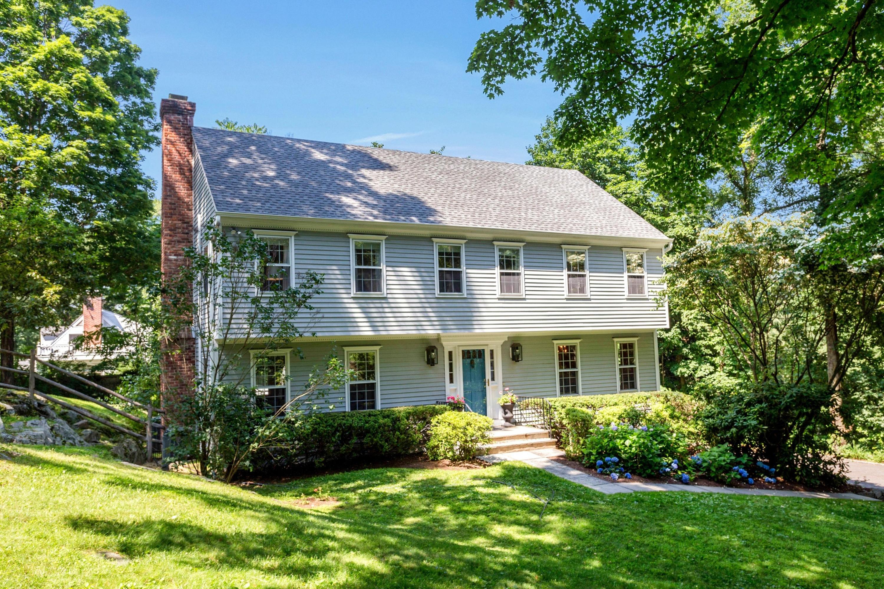 63 Locust Hill Road Darien, CT 06820 - Photo 3 of 39 170102746-3