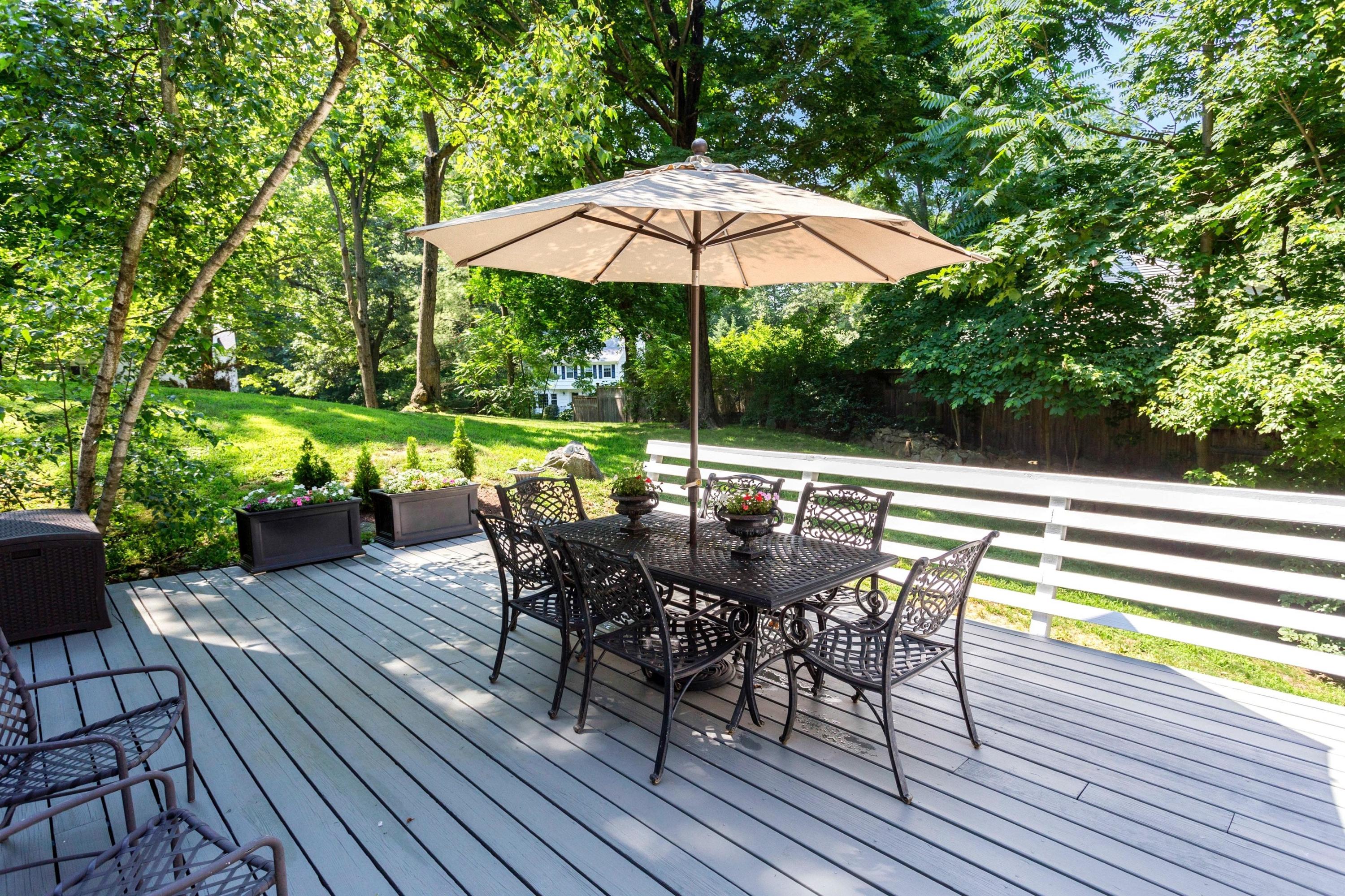 63 Locust Hill Road Darien, CT 06820 - Photo 34 of 39 170102746-34