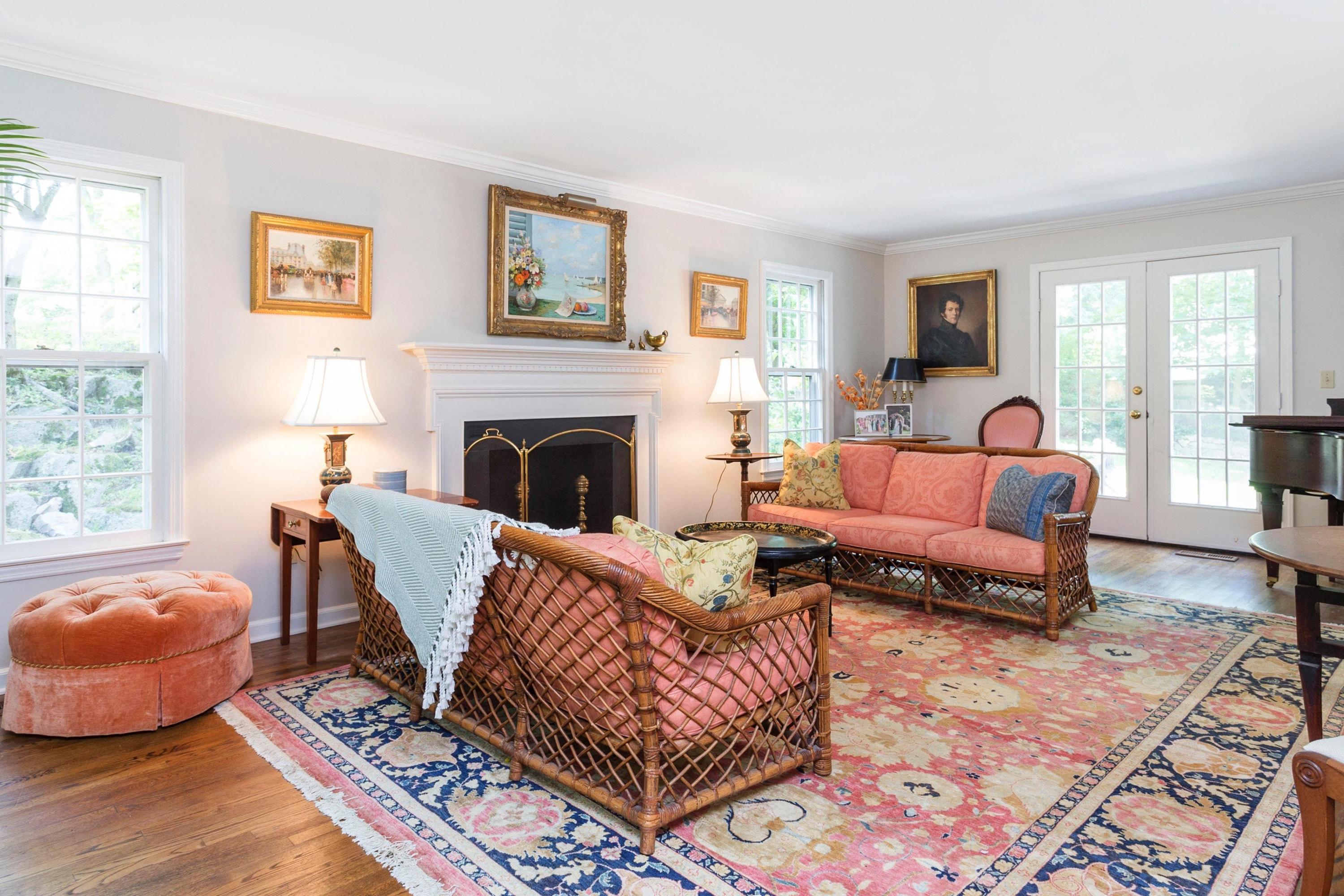63 Locust Hill Road Darien, CT 06820 - Photo 7 of 39 170102746-7