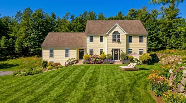$749,900 | 333 Stebbins Street, Belchertown, MA 01007