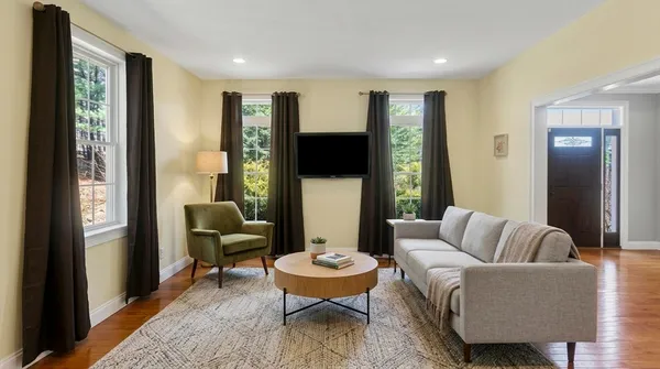 $749,900 | 333 Stebbins Street, Belchertown, MA 01007