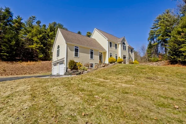 $749,900 | 333 Stebbins Street, Belchertown, MA 01007