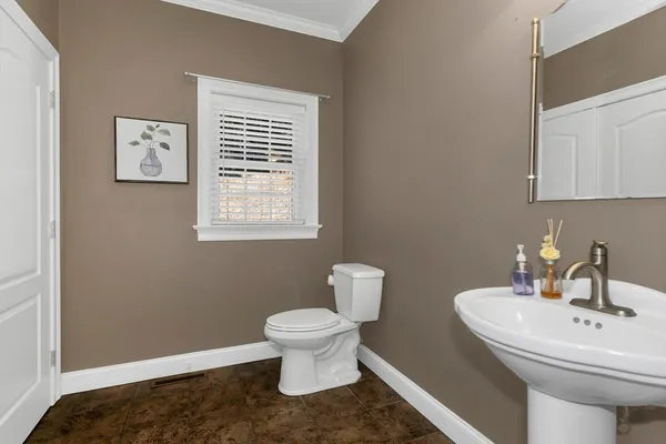 $749,900 | 333 Stebbins Street, Belchertown, MA 01007