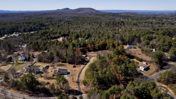 $749,900 | 333 Stebbins Street, Belchertown, MA 01007