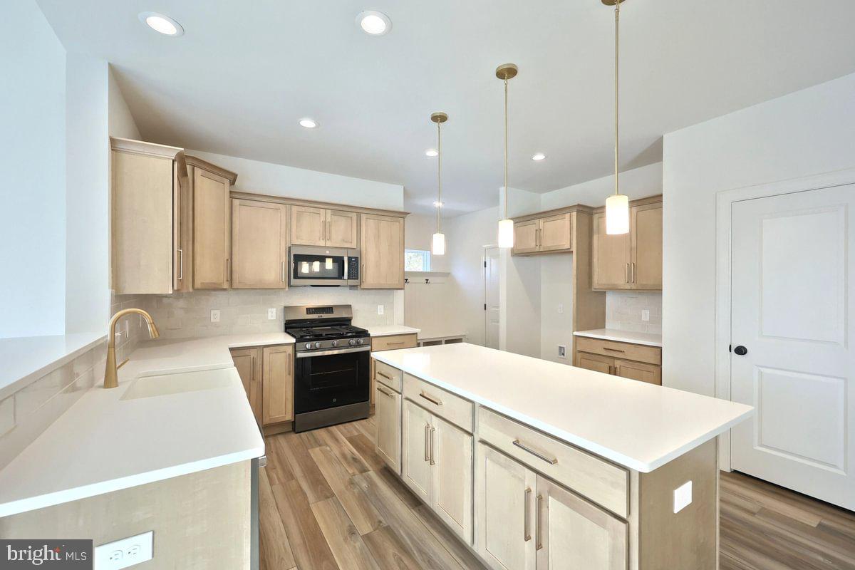 289 Burd Coleman Road Cornwall, PA 17042 - Photo 9 of 37