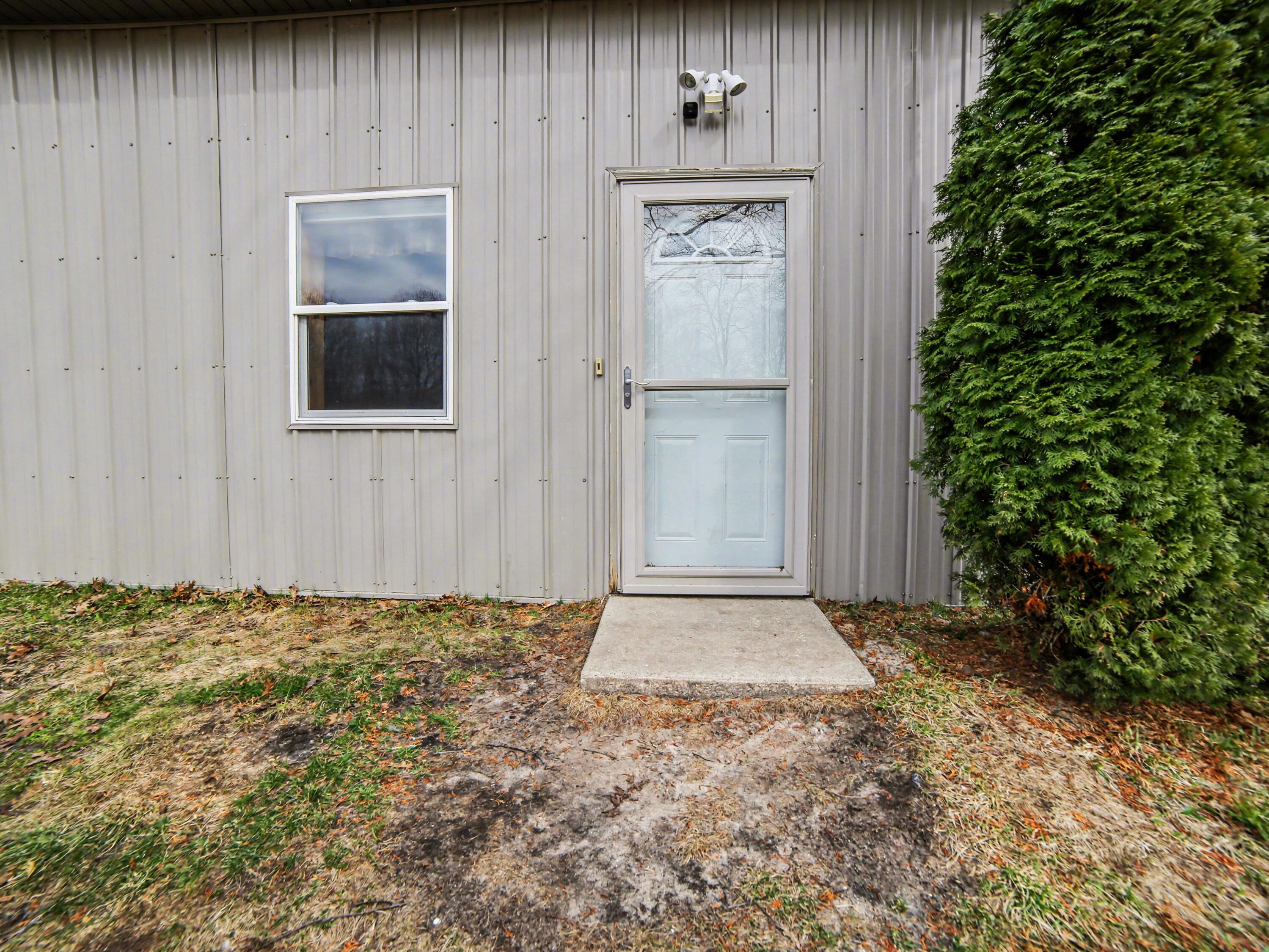 17 West Wilke Road Rothbury, MI 49452 - Photo 29 of 34 7