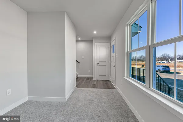 $319,990 | 33 E Oasis Avenue, Ranson, WV 25438