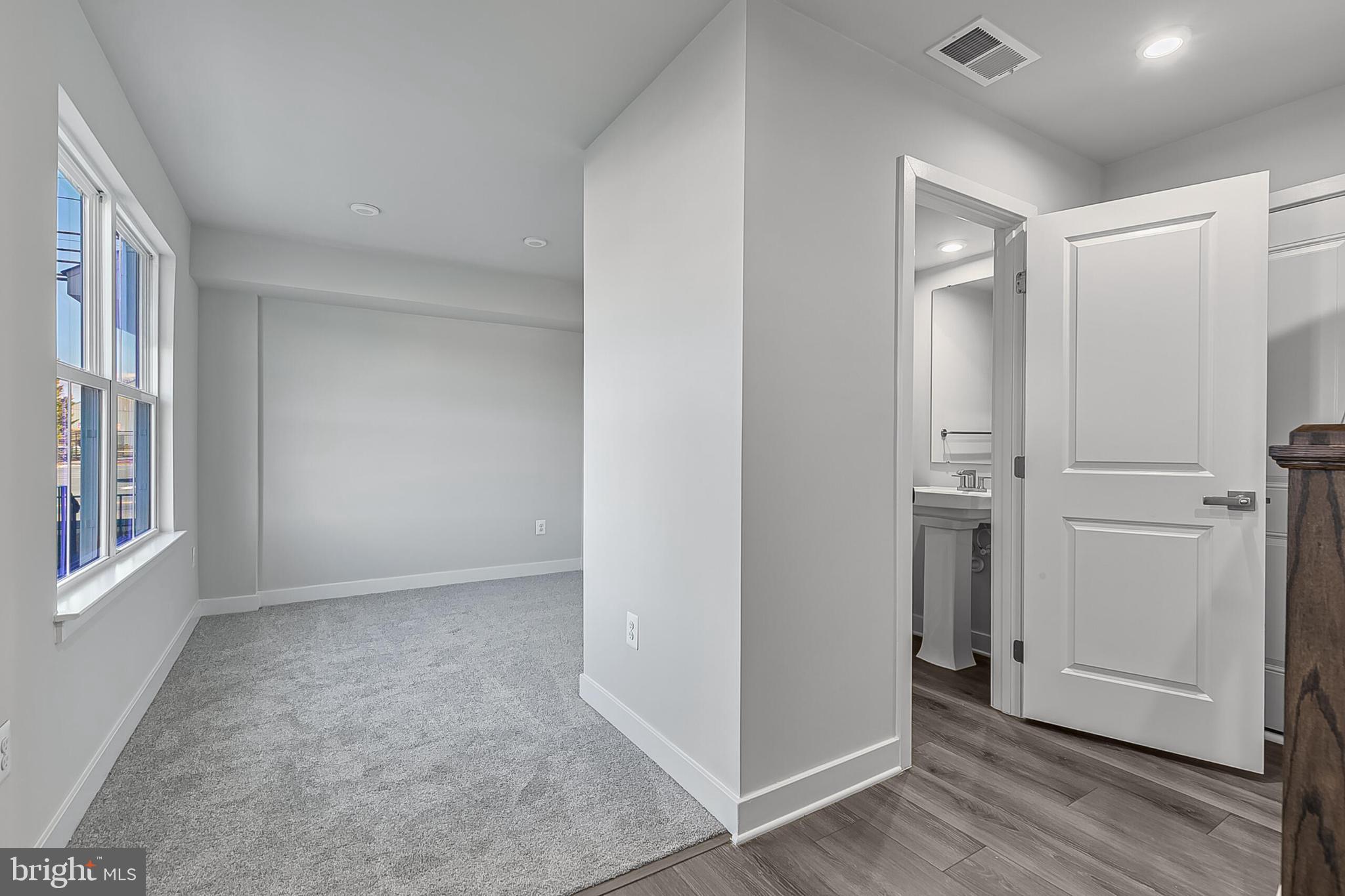 33 E Oasis Avenue Ranson, WV 25438 - Photo 5 of 38 Entry Level first floor powder room