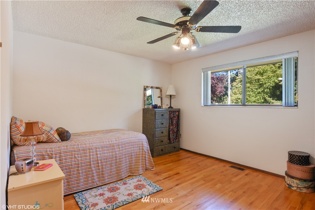 16413 Southeast 147th Street Renton, WA 98059 - Photo 15 of 25