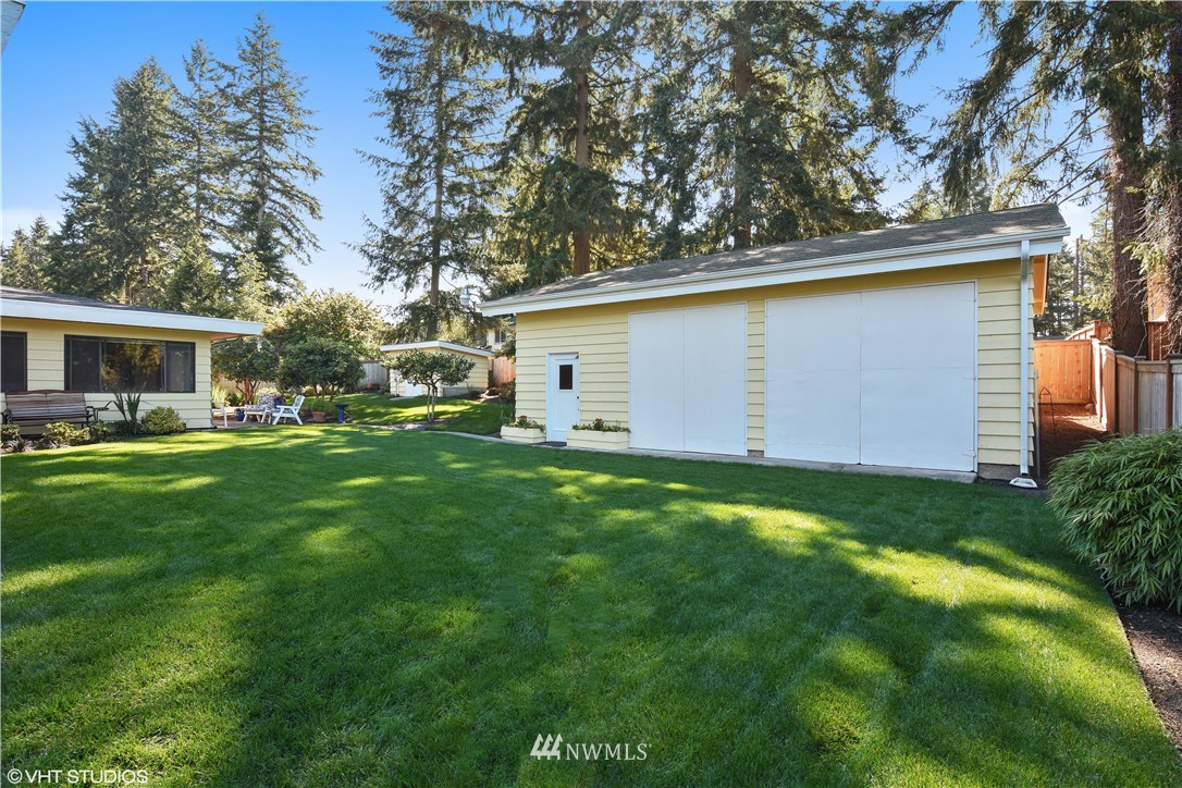16413 Southeast 147th Street Renton, WA 98059 - Photo 3 of 25